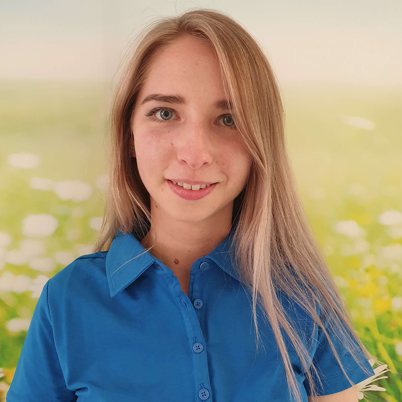 Unsere Praxis 23 Mitarbeiter Aleksandrova Zahnarztpraxis Dr. Grüttner Schroff